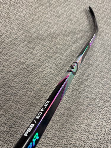 Junior Bauer Proto2 Right Handed Hockey Stick P28 30 Flex (New)