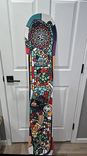 Never Summer snowboard stormtrooper new