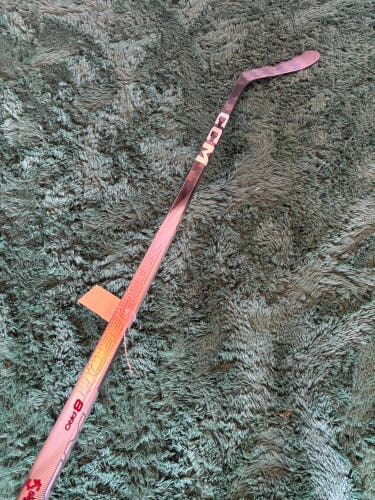 Senior CCM JetSpeed FT8 Pro Hockey Stick Right Handed P28 65 Flex | 68"