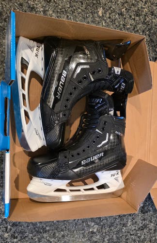 Bauer Supreme Mach Hockey Skates 8 (Used)