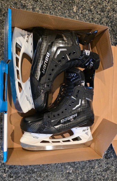 Bauer Supreme Mach Hockey Skates 8 (Used)