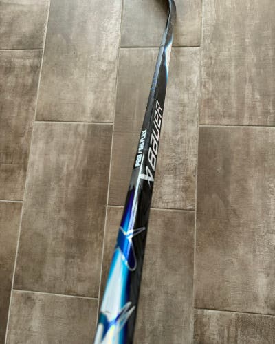 *Top Seller* Bauer Vapor FlyLite Intermediate, P28, Right, 65 Flex (New)