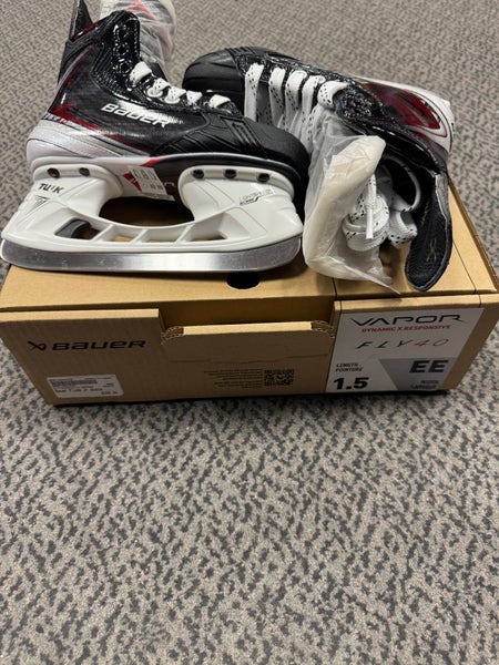 2025 Bauer Vapor Fly40 Hockey Skates Extra Wide Width Size 1.5 (New)