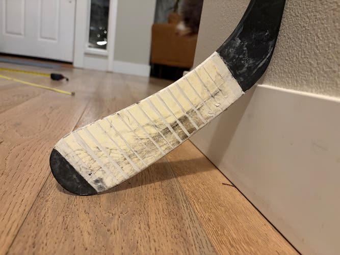 Senior Right Handed Hockey Stick P92 85 Flex (Used)