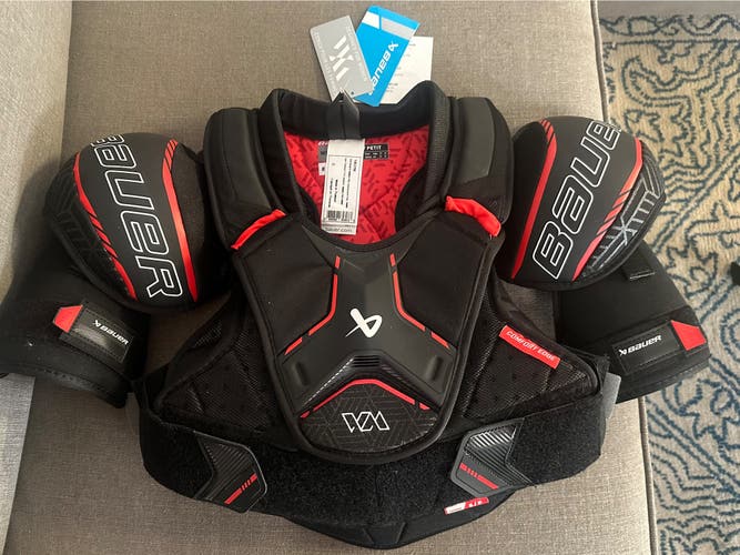 BAUER WOMENS PRO SHOULDER PAD S24 Brand New with tags