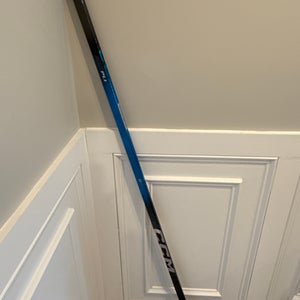 Two pack Senior CCM JetSpeed FT8 Pro right Hand Hockey Stick P28 70 Flex (New)