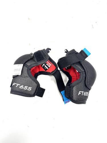 Used CCM JETSPEED Youth Elbow Pads MD 11860-S000303481