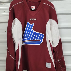 Burgundy Size 56 CCM Practice Jersey (Used)