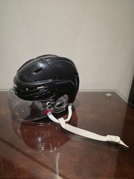 Medium Bauer Re-Akt 70 Helmet New Jersey Devils Pro Stock