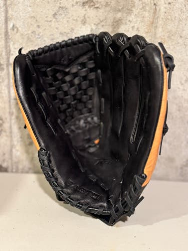 Easton Redline RH Baseball / Softball Glove 14" (Used)