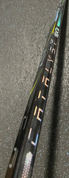 New True Catalyst 9X3 Hockey Stick Left Hand 75flex T90T