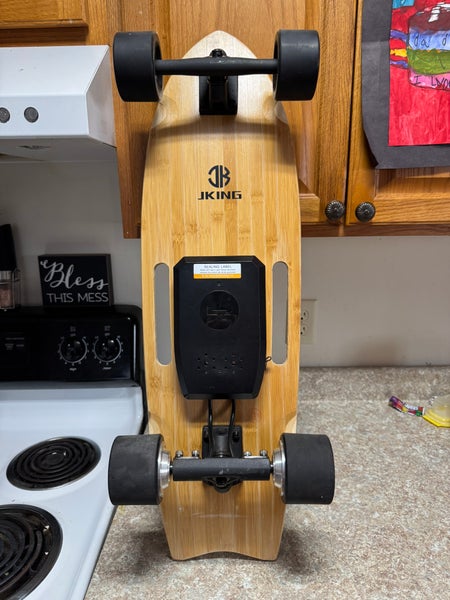 Used Jking H2B Electric Skateboard 700W Hub-Motor, 16.7 MPH Top Speed j king