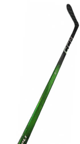 Senior CCM Jetspeed FT8 Pro Right Handed Hockey Stick P28 Curve 75 Flex New