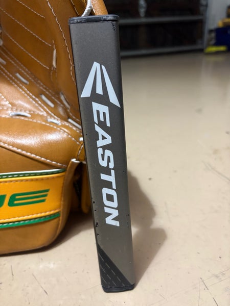 (New) Goalie Glove Pocket Stretcher