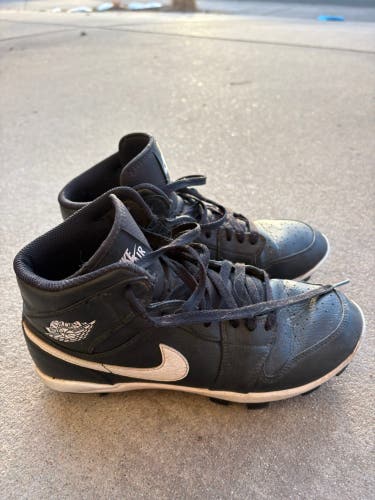 Black Men's Size M 6.0 (W 7.0) Youth Air Jordan Molded Cleats Cleats (Used)