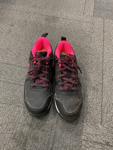 Used Under Armour LEADOFF BB/SB Cleats Black And Pink Junior 02.5 11614-S000229154