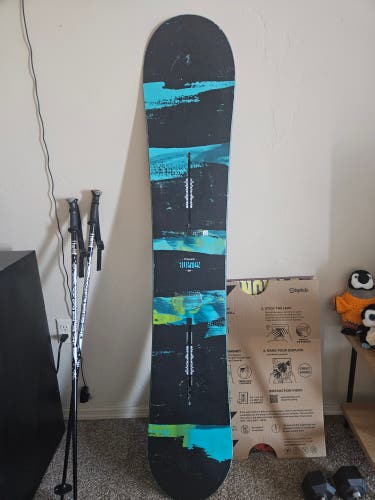 Men's Burton Ripcord Snowboard All Mountain Without Bindings Medium Flex True Twin 162 cm (Used)