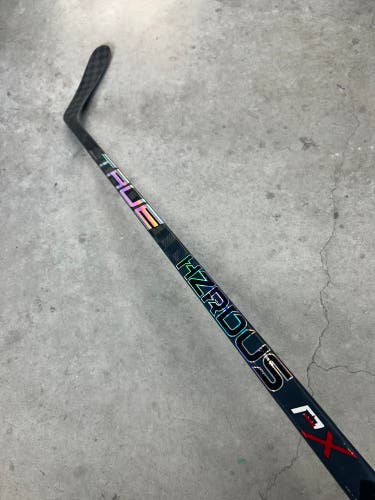 65 Flex P29 HZRDUS PX Senior True Right Hand Hockey Stick Pro Stock (New) Team Canada