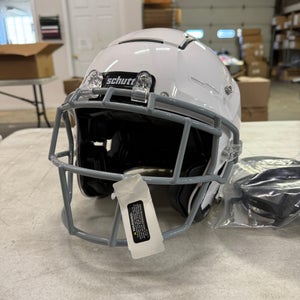Adult Schutt F7 Helmet