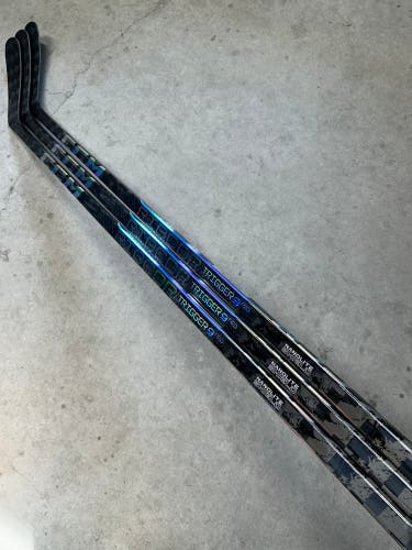 3 PACK 70 Flex P29 Senior CCM RibCor Trigger 9 Pro Right Hand Hockey Stick Pro Stock (New)