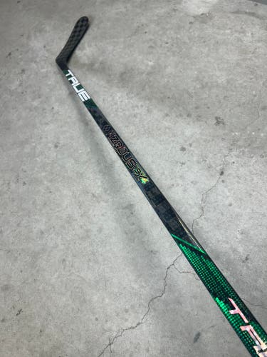 P29 75 Flex Senior True Project X Smoke Right Handed Hockey Stick Pro Stock NHL (New)