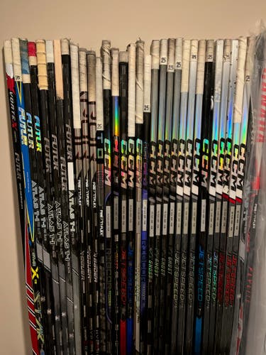 Senior Bauer Vapor Hyperlite 2 Left Hand Hockey Stick P28 77 Flex (Used)