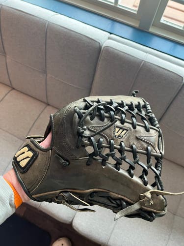 Mizuno Classic Pro RH Outfield Baseball Glove 12.75" (Used)