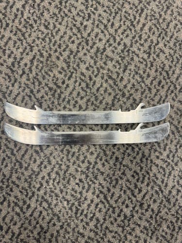 Bauer Fly-X 246 mm (Used)