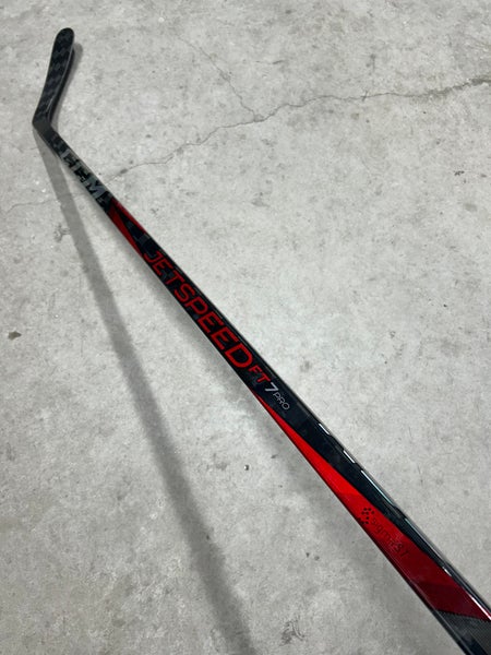 90 Flex P29 Senior CCM Jetspeed FT7 Pro Right Hand Hockey Stick Pro Stock (New)