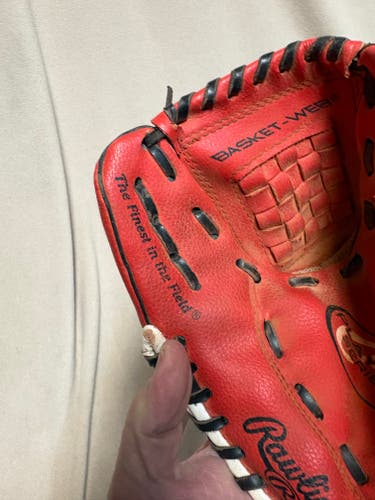 RH Rawlings Player series Baseball Glove 10" (Used)