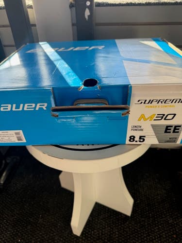 Bauer Supreme M30 Hockey Skates Extra Wide Width 8.5 (Used)