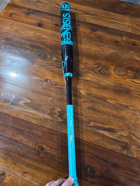 Louisville Slugger Genesis Bat (-8) 26 oz 34" (Used)