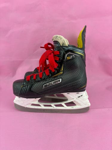 Bauer Supreme S27 Hockey Skates Y13 EE Wide
