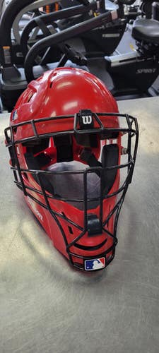 Used Wilson WTA5520 6 1/8 TO 7 1/8 Catchers Helmet w/Mask Red MD 11497-C000154940