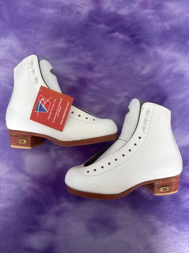 White Riedell 55 Figure Skates Junior 1.5 (New)