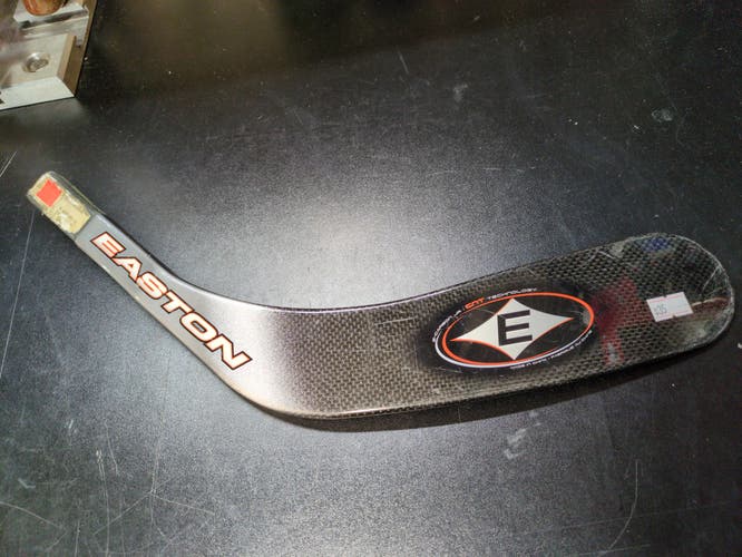 Easton ZCARBON Right Handed Stick Blade  Junior Forsberg (New)