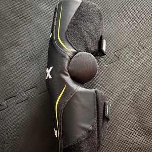 Medium Adult STX Stallion 200 Arm Pads (Used)
