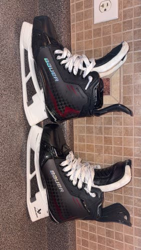 2024 Bauer Supreme Shadow Hockey Skates Regular Width Pro Stock 6 (New)