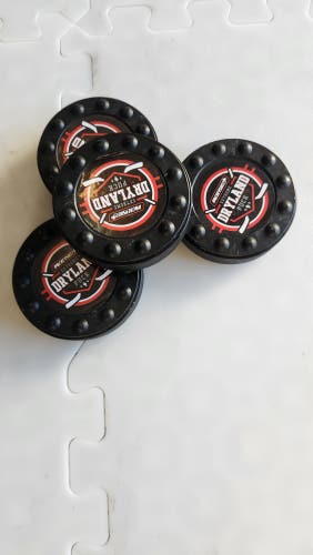 (Used)Hockeyshot Extreme Dryland Pucks