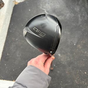 TaylorMade Qi10 Designer Series Right Driver w/ Graphite Design Tour AD DI7 Stiff Shaft