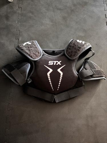 Medium Adult STX Stallion 75 Shoulder Pads (Used)