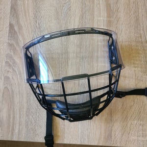 Medium avision ahead Zero 1 adult mask Shield (Used)