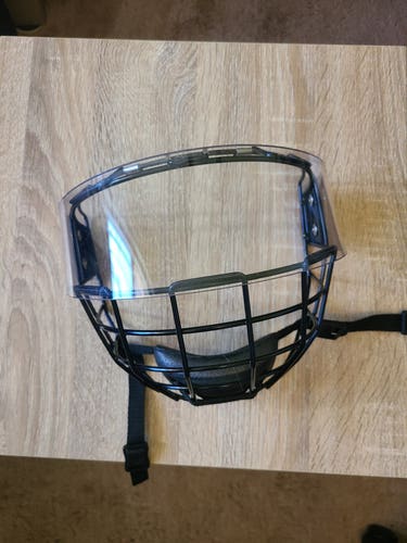 Medium avision ahead Zero 1 adult mask Shield (Used)
