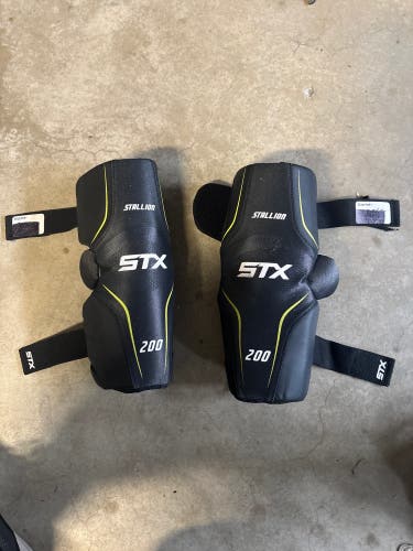 Youth Youth STX Stallion 200 Arm Pads (New)