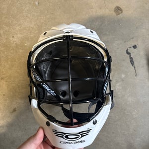 Cascade Cpxr Goalie Helmet (Used)