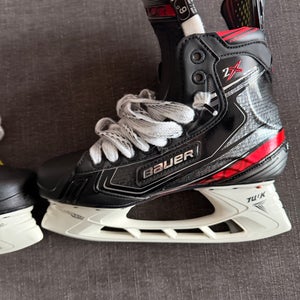 Bauer Vapor 2X Hockey Skates Size 6 (New)