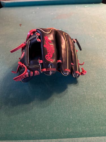 Rawlings Heart of the Hide RH Infield Baseball Glove 11.75" (Used)
