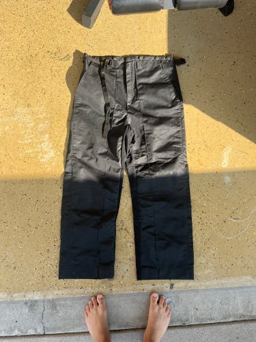 Bauer Referee Pants (Used - like new)