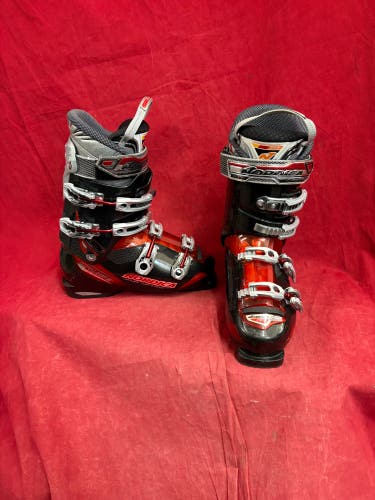 Ski Boots: Mondo 27 & 27.5 Nordica Ski Boots (Used)