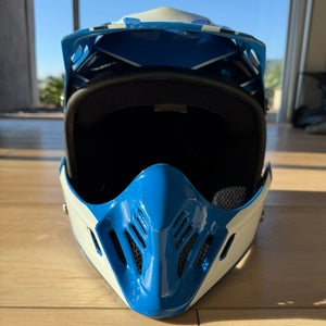 Blue Unisex Polaris (Used)